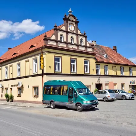 Stary Ratusz Gasthof 2*