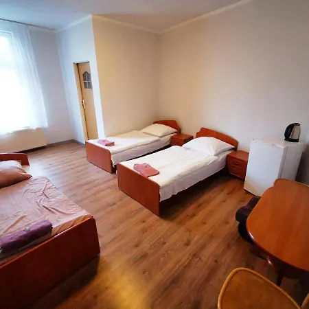 Gasthof Stary Ratusz Kostomloty